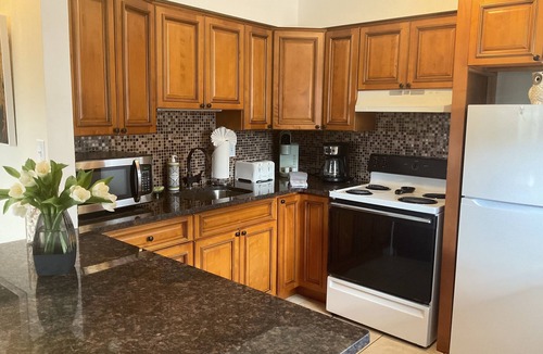 Sarasota Apartment | LIDO BEACH/ST. ARMAND'S CIRCLE #201