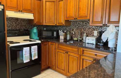 Sarasota Apartment | LIDO BEACH/ST. ARMAND'S CIRCLE #202
