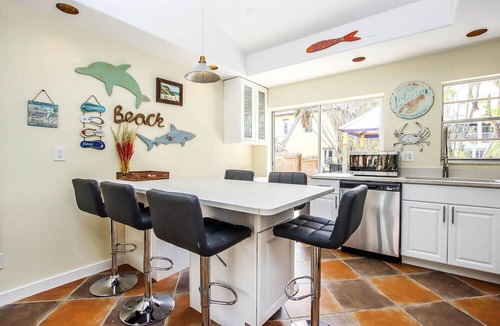 Captiva House | Life's a Beach: Walk to Private Beach & Village in 5 Minutes