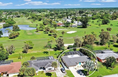 Oakland Hills House | Living The Dream-Beach, Golf, Fishing, Private Pool