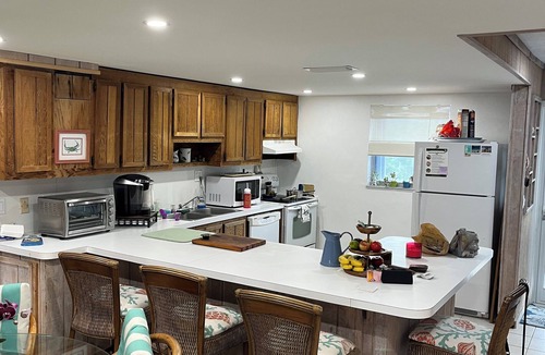 Layton House | Long Key Condos Oceanfront property with beautiful sandy beach, pool, tennis