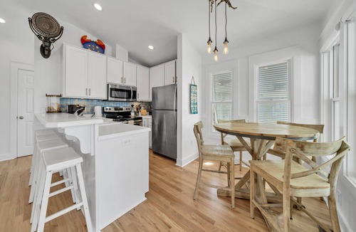Sunnyside Cottage | Love Shack: 3 Bedroom Gulf-View Carriage House w/Shared Pool, Walkover #1