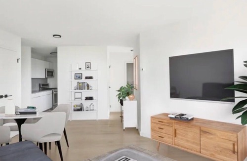 East Harlem Apartment | Lovely 2-bedroom apartment in New York perfect for your stay