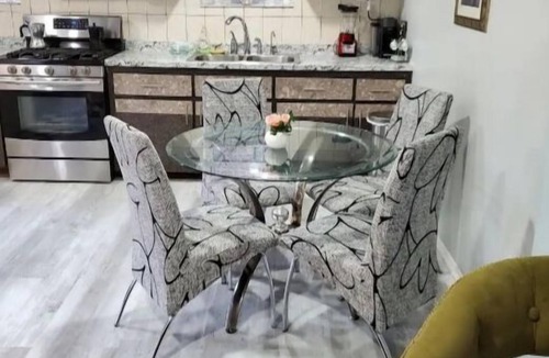 University Heights House | Lovely 2 bedroom unit in private house.