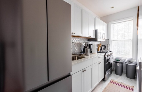 Bushwick Apartment | Lovely 3-bedroom with free street parking