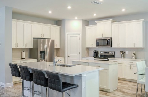 Tampa House | Lovely 4-bedroom Pool house in vibrant Tampa