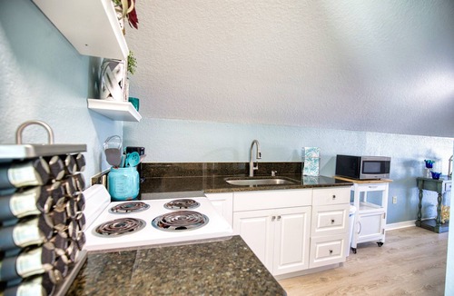 South Gulf Cove Apartment | Lovely Guest Apartment Close to Several Beaches