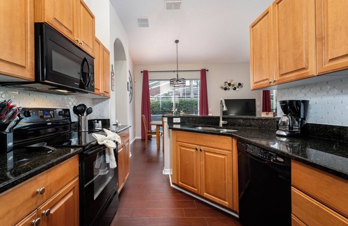 Tuscan Hills House | Lovely Tuscan Hills Pool Home with Spa - Close to Disney