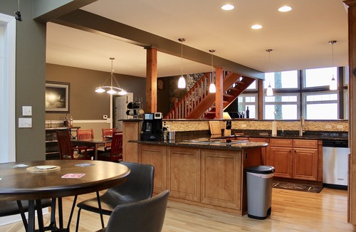 Brevard House | Lovely WNC Mountain View~ Cozy, Classic, Convenient.