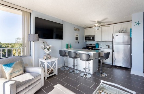 Fort Myers Beach Condo | Lovers Key Beach Club Beautiful & CLEAN + Priv. Beach- Pool