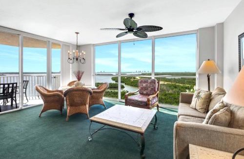 Fort Myers Beach House | Lovers Key Resort 1201