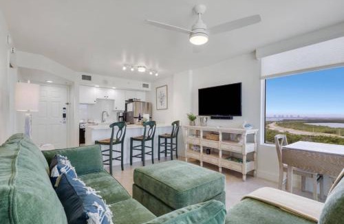 Fort Myers Beach House | Lovers Key Resort 1107