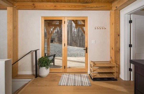 Vilas House | Luxe Mountaintop Sanctuary+Sauna+Hot Tub+EVCharger