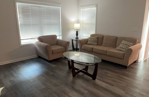 Greer House | Luxe Oasis 3 bedroom 2.5 bath home in Greer close to Airport