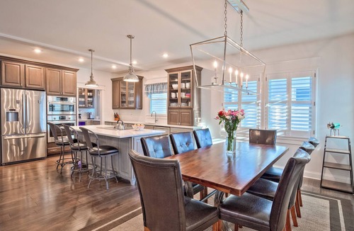 West Cape May House | Luxurious 5 BR, 4 BA house, sleeps 14, walk/bike to beach in peaceful Cape May!