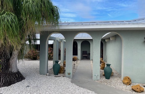 Pine Island Center House | Luxurious and Comfortable Waterfront Home with Gulf Access.