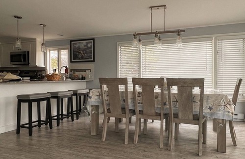 Harvey Cedars House | Luxurious modern elegant oceanblock house in quiet neigborhood well maintained