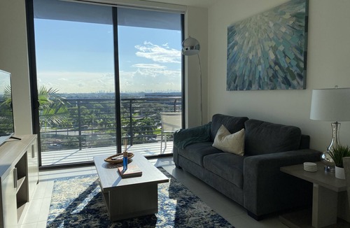 Doral Condo | Luxury 2 bedrooms apartment at Doral