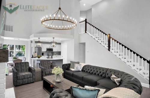 Redington Beach House | Luxury 4BR Beach House on the Sand