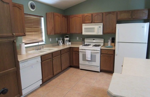 Orange Tree House | Luxury 5BR Villa with Pool & Spa Near Parks