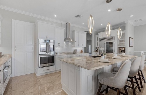 Caloosahatchee House | Luxury and Elegance! Stunning Riverfront view, Heated Pool - Bayview - Roelens