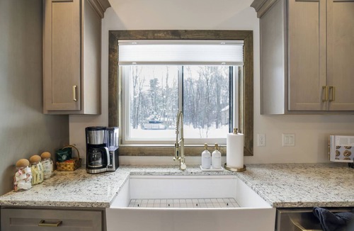 Pocono Pines House | Luxury Chalet, Barrel Sauna, Hot Tub & Game Room | Sleeps 8