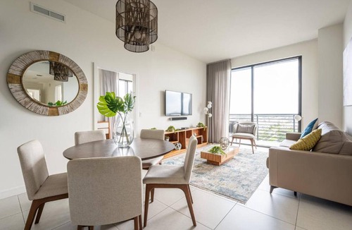 Doral Apartment | Luxury Condo - 3B3B with Amazing Skyline View