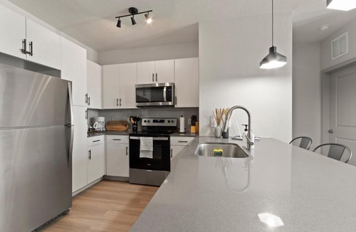 East Ybor Apartment | Luxury Condo in Ybor City Tampa w/Pool access