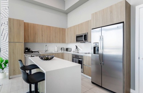 Northeast Miami Apartment | Luxury Condo Near Design Hub