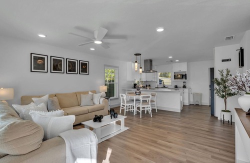 Dixieland House | Luxury Cozy Home·3BR/2BA· Dixieland Lakeland