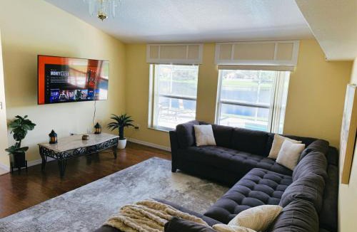 Kissimmee Villa | Luxury Family Villa with Pool Near Disney Parks