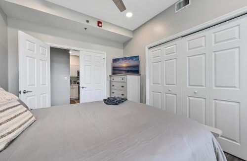 Naples House | Luxury Golf Condo With Resort Pool and Amenities