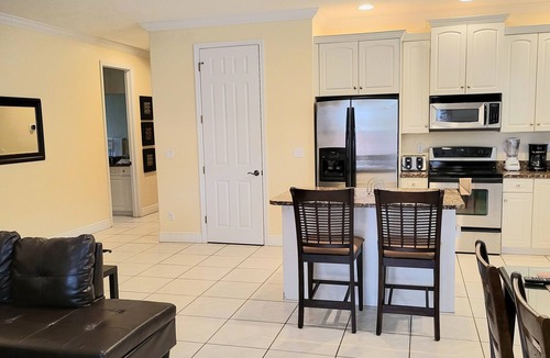 Naples Park Villa | Luxury! Heated Pool House Near Vanderbilt Beach
