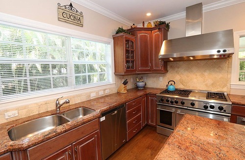 Captiva House | Luxury Home w/Waterfall Pool/Hot Tub-Walk to Andy Rosse