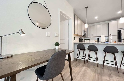 Temple Terrace Apartment | Luxury Living Near Moffitt & USF, Pool Views!