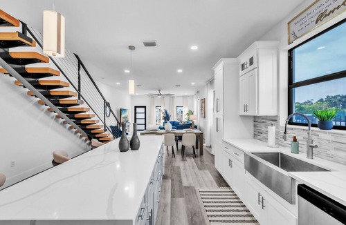 Pinellas Park House | Luxury new construction town house, with roof top vibes, hot tub and pool