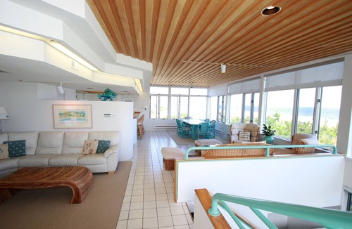Harvey Cedars House | Luxury oceanfront home with hot tub and baby grand piano.