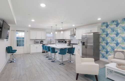 Seaside Heights House | LUXURY Seaside Getaway: Two blocks to the beach With a Roof Top