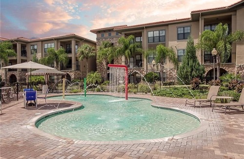 Regal Palms Condo | Luxury stay just minutes to Disney, Shopping, Activities, Golf & Dining.