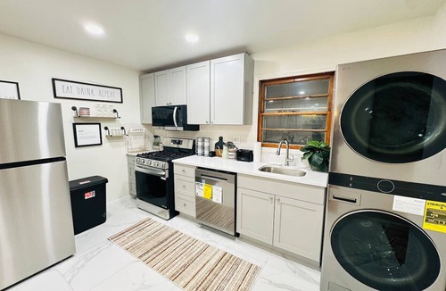 The Heights Condo | Luxury Urban Loft 3Bed|2BA nearNYC MetLife+Parking