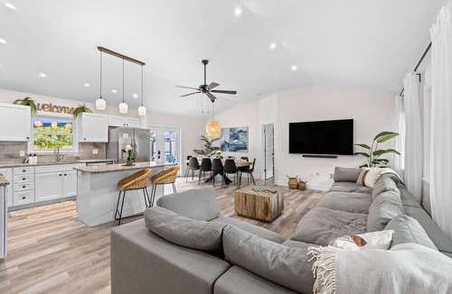 River District House | Luxury Villa Heated Saltwater Pool, Putt-Putt & Bocce, 2 Kings, Near AMI & IMG