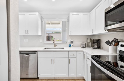 Sanibel Villa | Luxury Villa Lighthouse Across from the Beach