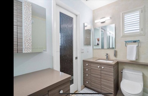 Hollywood Hills Villa | Luxury Villa w/Heated Pool | Mins to Beach