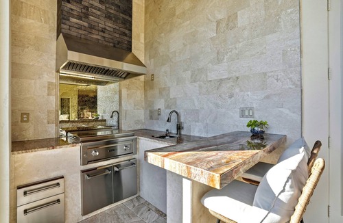 Siesta Isle House | Luxury Waterfront Home Heated Pool Gulf Access Dock Near Beach