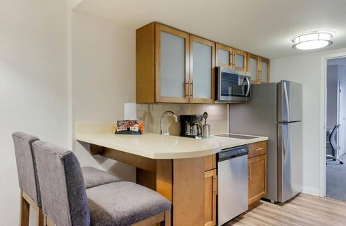 Kissimmee Hotel | Magic-Filled Getaway! 3 Units w/Free Breakfast | Walt Disney World - 6.9 miles