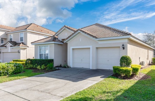 Windsor Hills House | Magical 4 Bedroom Villa with Private Pool Minutes from Disney! Free Pool Heat!