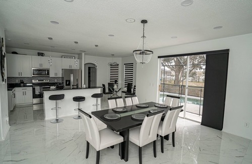 Sunset Ridge House | Magical Vacation Stay! Disney World is less than 20 minutes away!