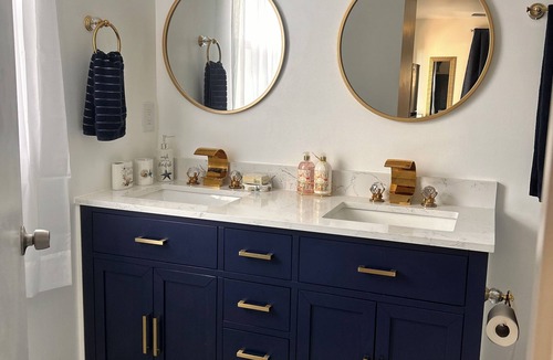 North Sarasota Apartment | Maison Privé- Signature Coastal Suite Curated Stay Near Beach