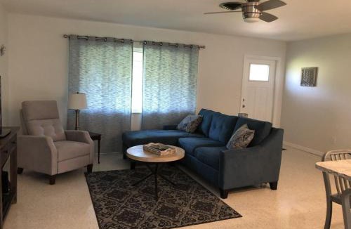 Englewood House | Manasota Beach Breeze