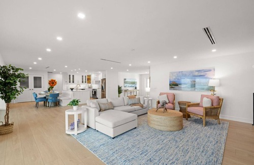 Bonita Springs House | Manatee Bay - Waterfront Pool Home & Walk to Bonita Beach